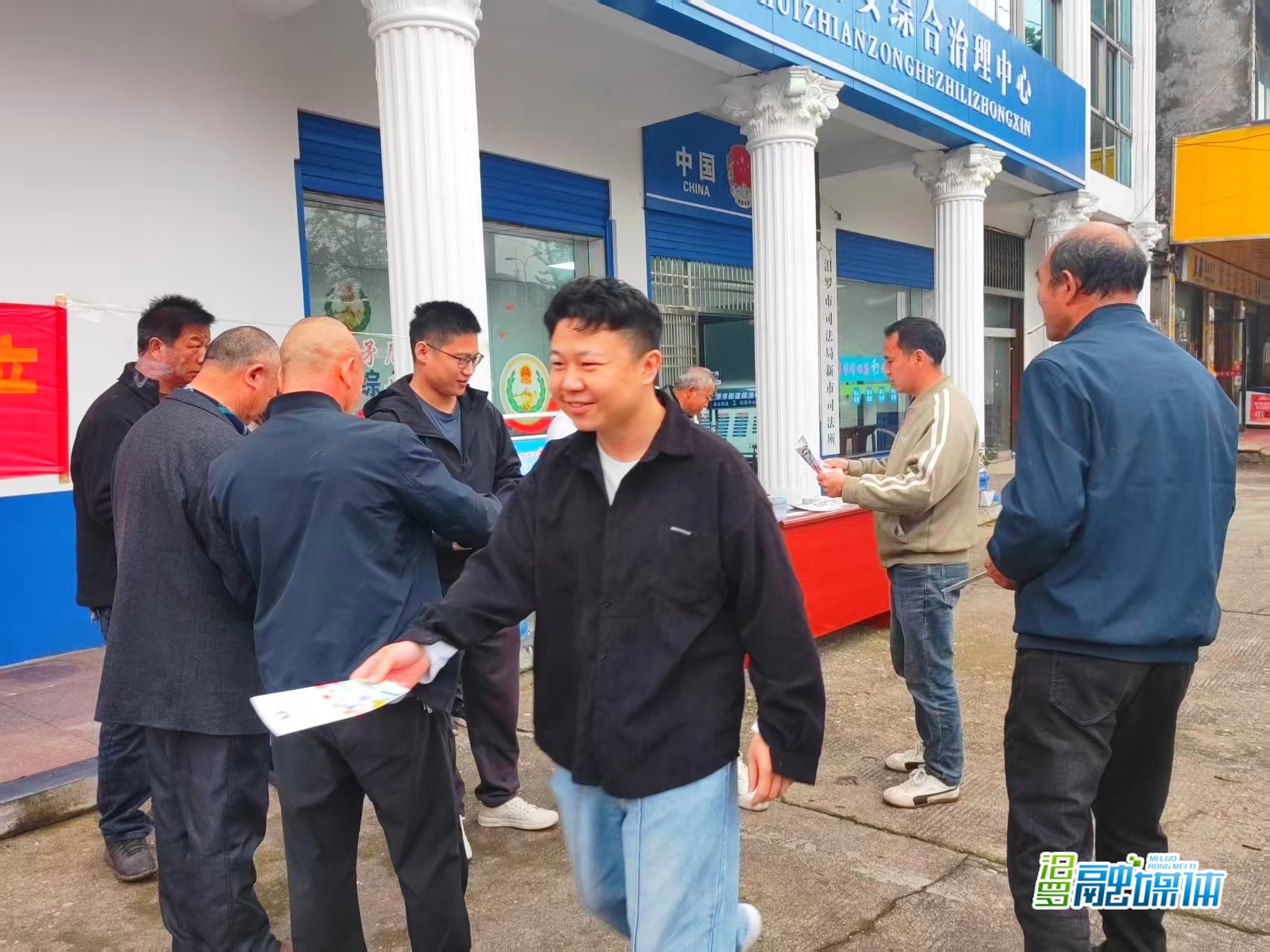 新市街道开展“4·15”国家安全教育日禁毒宣传活动