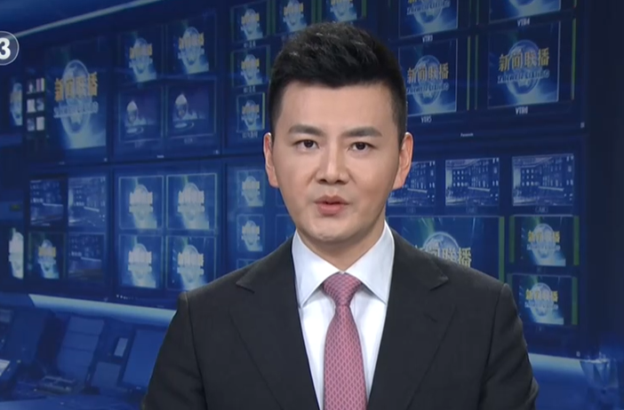 习近平同苏林共同会见中越青年代表