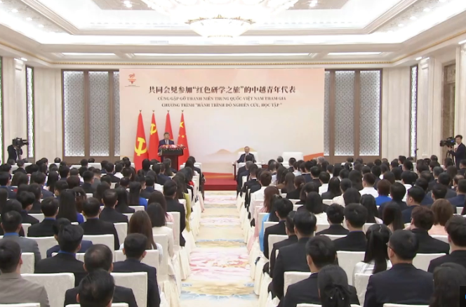 独家视频丨习近平勉励中越青年：勇做两国世代友好的传承者和接班人