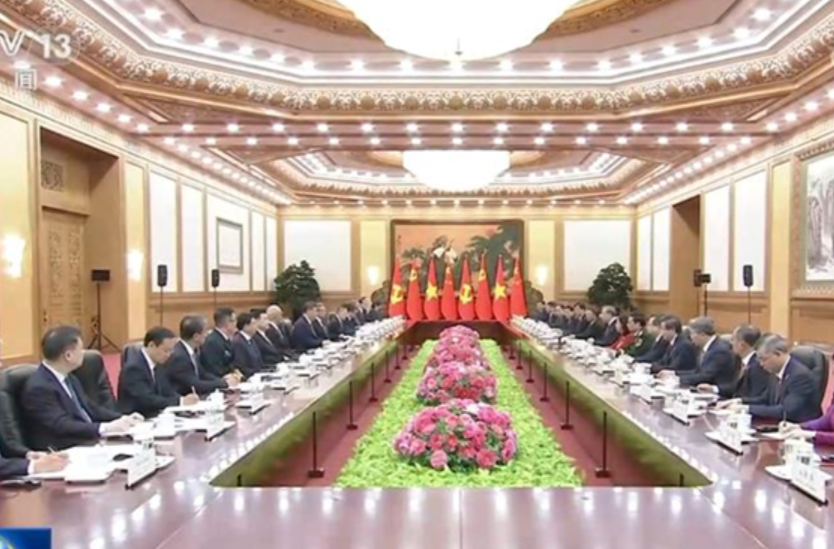 习近平同越共中央总书记、国家主席苏林举行会谈