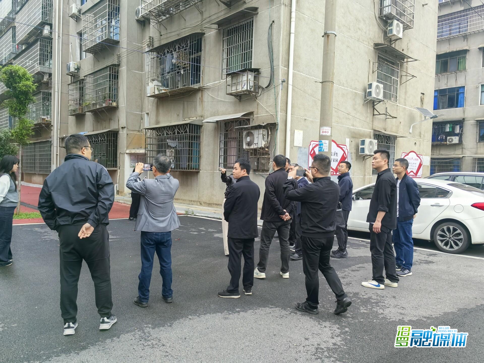 老旧小区如何蝶变？靖州苗族侗族自治县政协来汨罗高泉社区“取经”