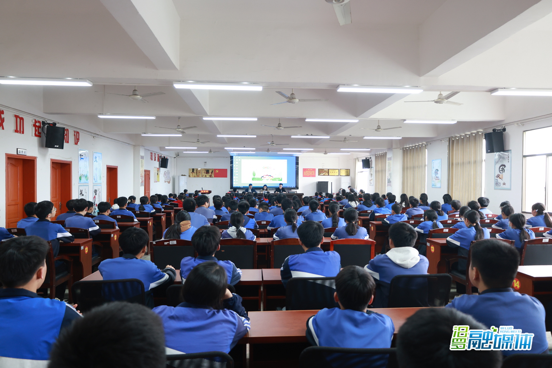 首个“全民阅读活动周”！汨罗团市委举办阅读分享活动