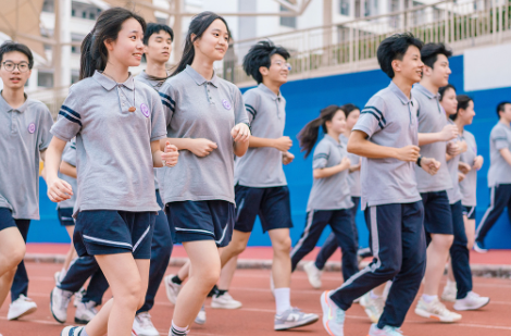 一习话·追光的你丨“明天的中国 希望寄予青年”