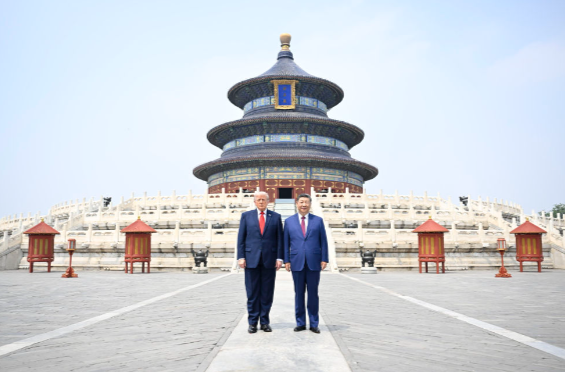 视频丨习近平同美国总统特朗普参观天坛