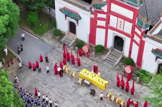 【学习强国】百灵丨汨罗学子祭屈原，爱国精神代代传