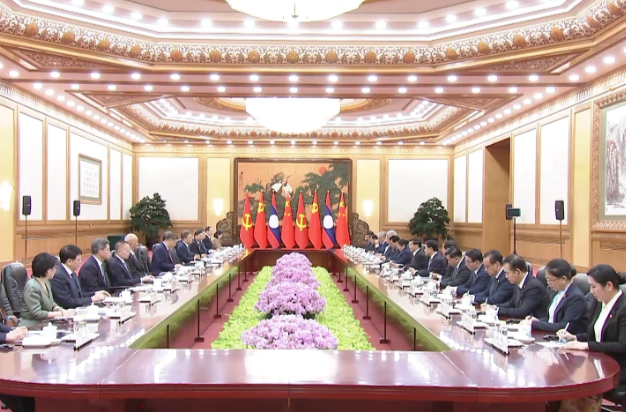 独家视频丨习近平：中方始终将老挝视作周边外交重要方向