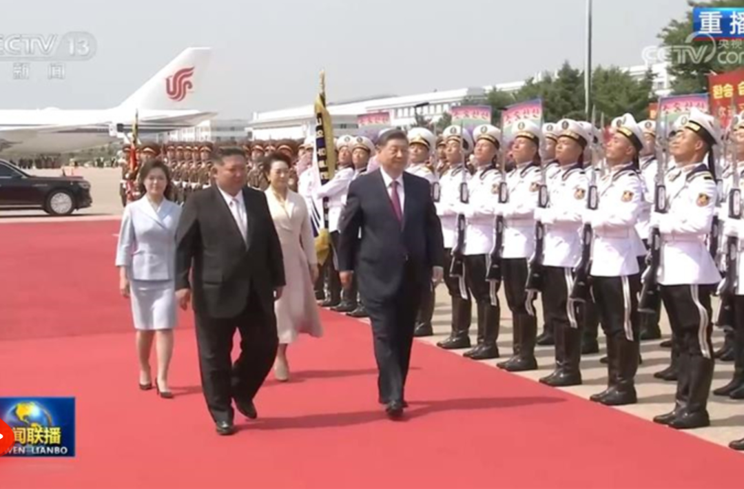 习近平出席金正恩举行的欢送仪式