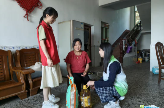 桃林寺镇：粽香迎端午 助残暖人心