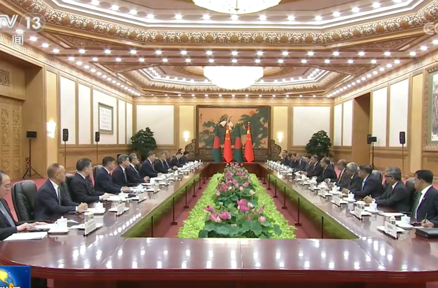 习近平会见孟加拉国总理塔里克