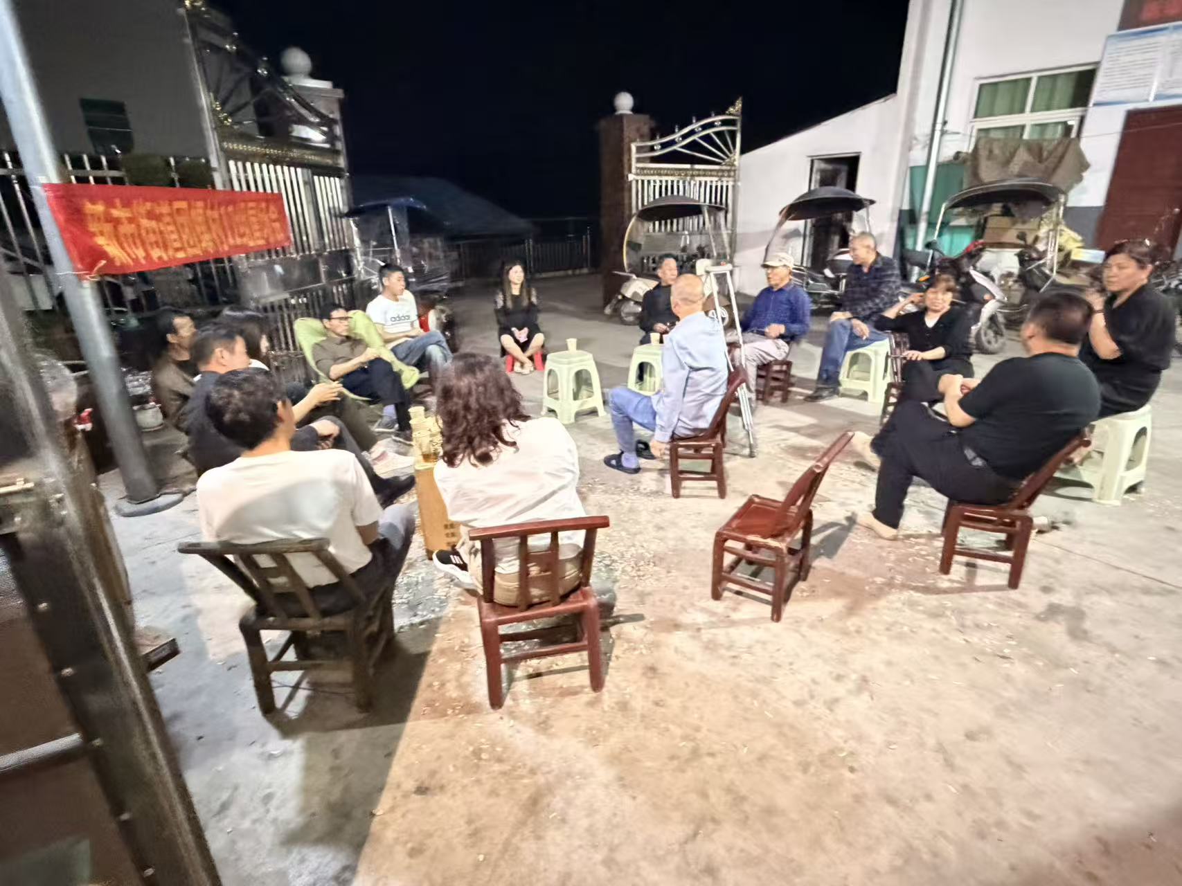 组长带个头，组里跟上来！新市街道团螺村12组不办寿宴成风气