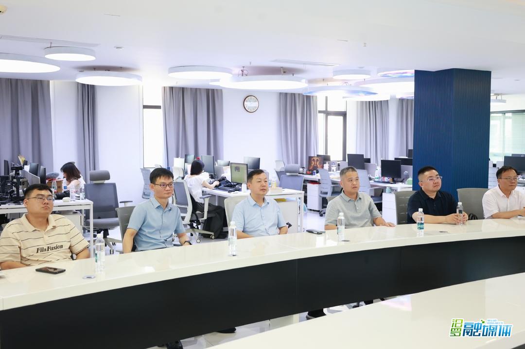 红网新媒体集团王冠华带队调研汨罗融媒