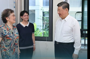 此行间·“一枝一叶总关情”！总书记走进老百姓的家