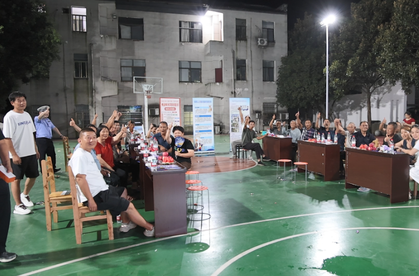 【新湖南】不设主席台、不念讲话稿，汨罗大荆镇这场安全宣讲“茶话会”开到了篮球场