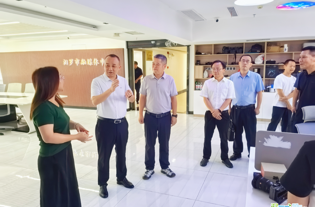 刘勇调研宣传思想文化工作，调度移风易俗突出问题专项治理