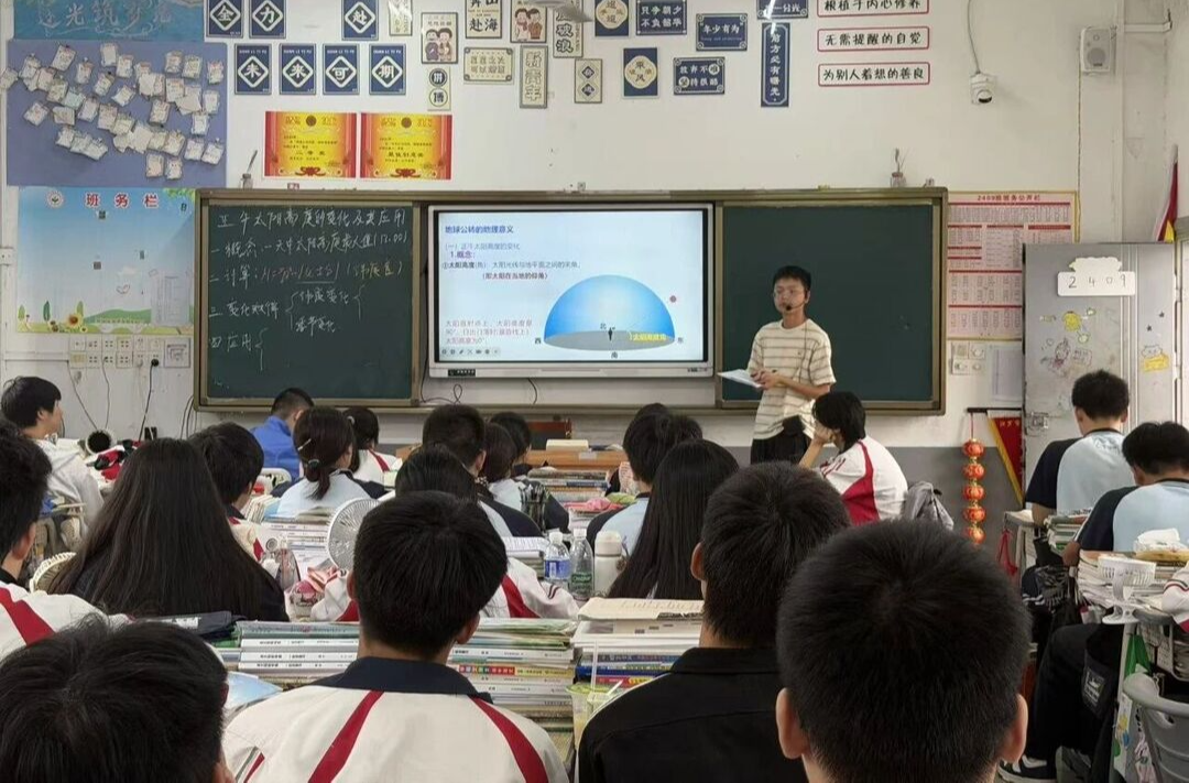 数智赋能读写融合，杨迎春数字教研工作室开展青年教师亮相课展播