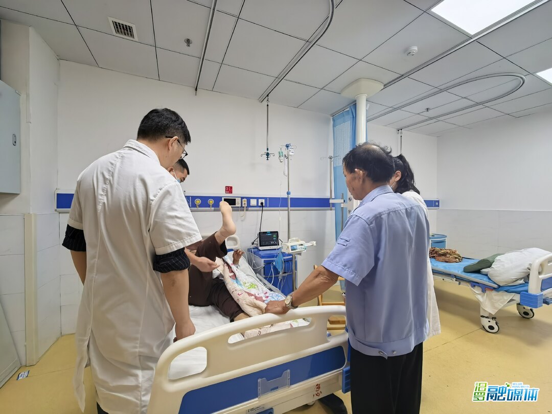 汨罗市第二人民医院开启绿色通道，43分钟成功救治急性脑梗死患者