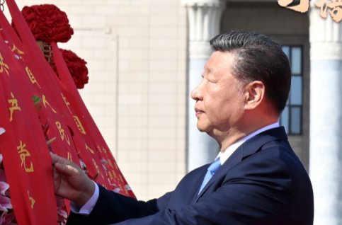 习语｜“他们为祖国和民族建立的丰功伟绩永载史册！”