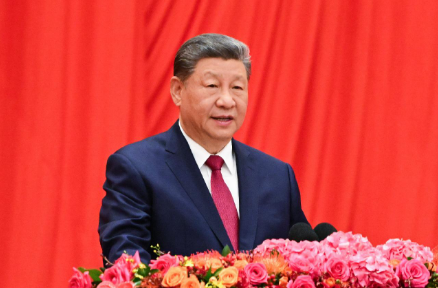 一见·迈步新征程，我们自信而笃行