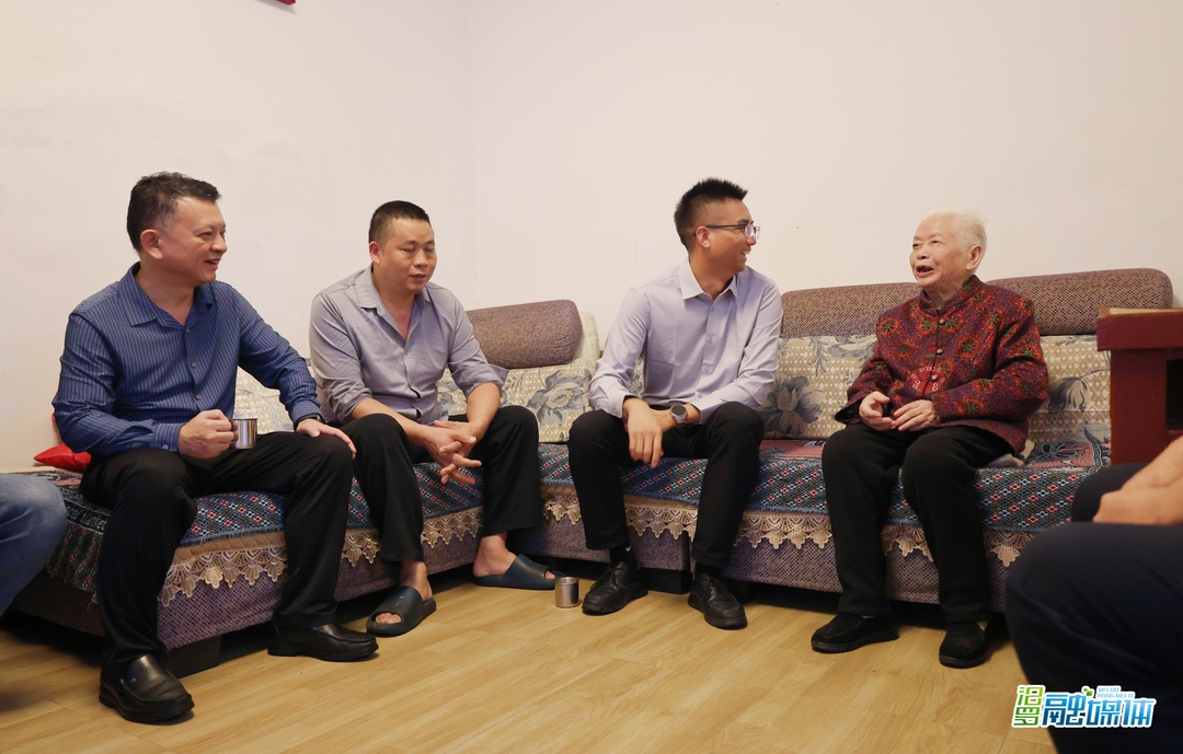 重阳暖人心！汨罗市领导走访慰问百岁老人