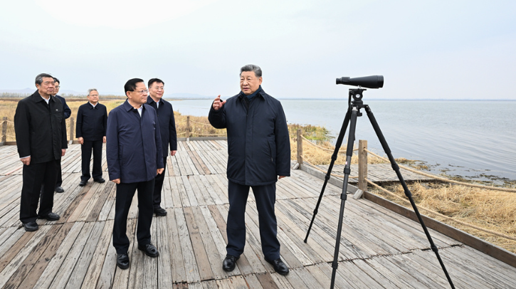 时政新闻眼丨再到祖国北疆，习近平关注高质量发展底色