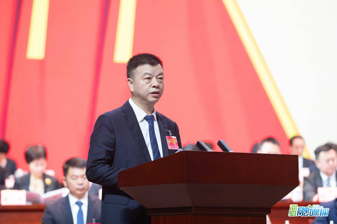 聚焦两会丨仇正勇作政协常委会工作报告