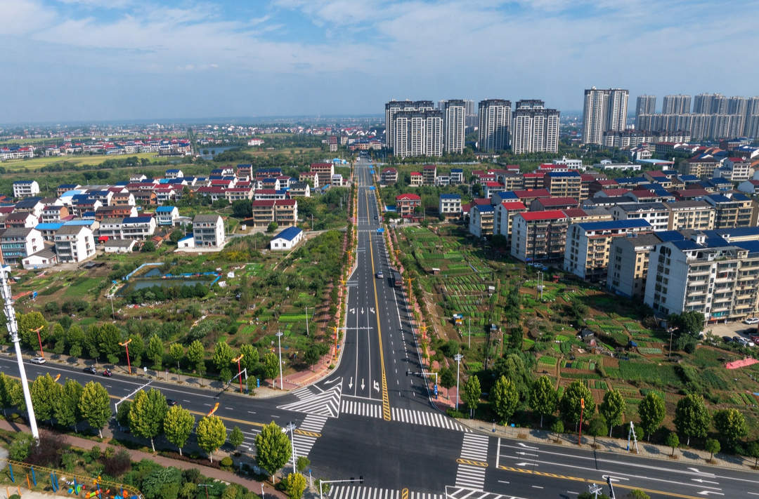 路畅了、水清了、小区变样了！代表委员集中视察点赞汨罗城市更新