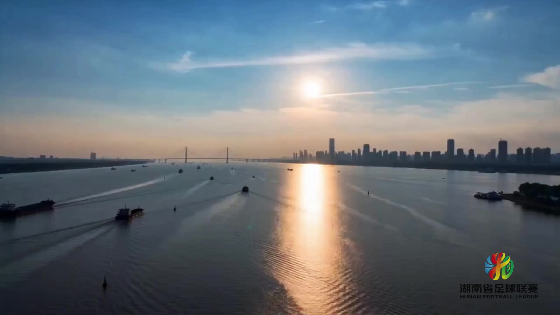 2026年6月—12月，湘超战火尽情燃烧，全员参与，全民狂欢，抢占亿万流量，锁定城市C位