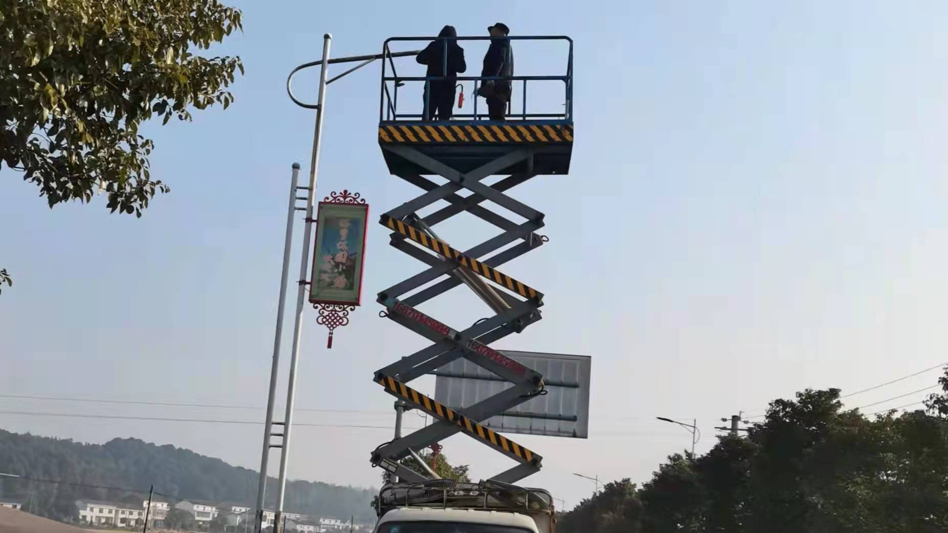 我为群众办实事 ▏ 小路灯点亮居民幸福生活