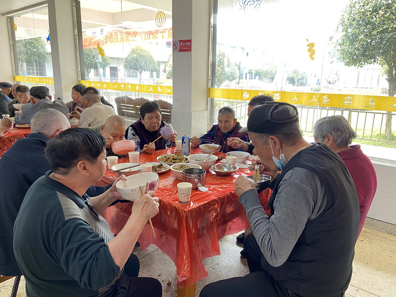 汨罗镇：点亮志愿星火，践行雷锋精神