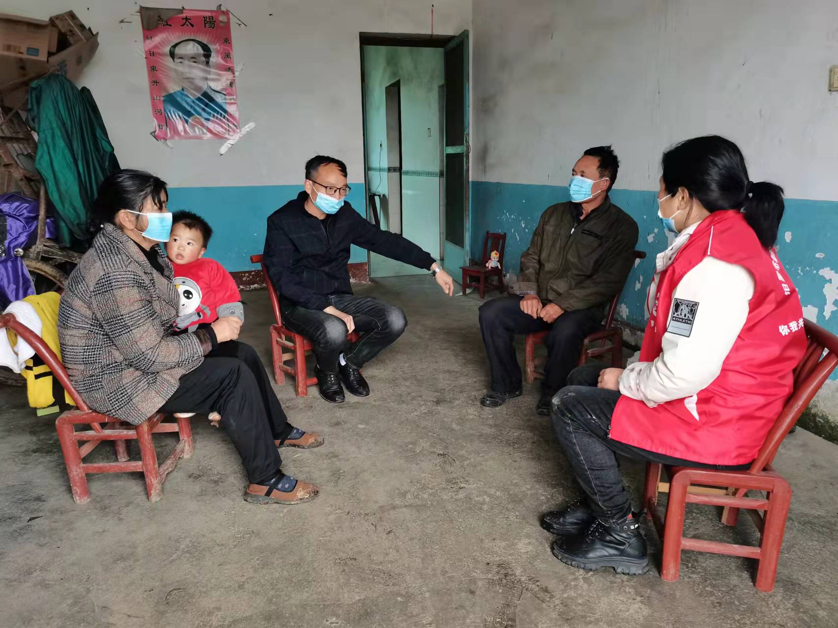 罗江镇：清明疫情不返乡，文明祭扫“我帮忙”