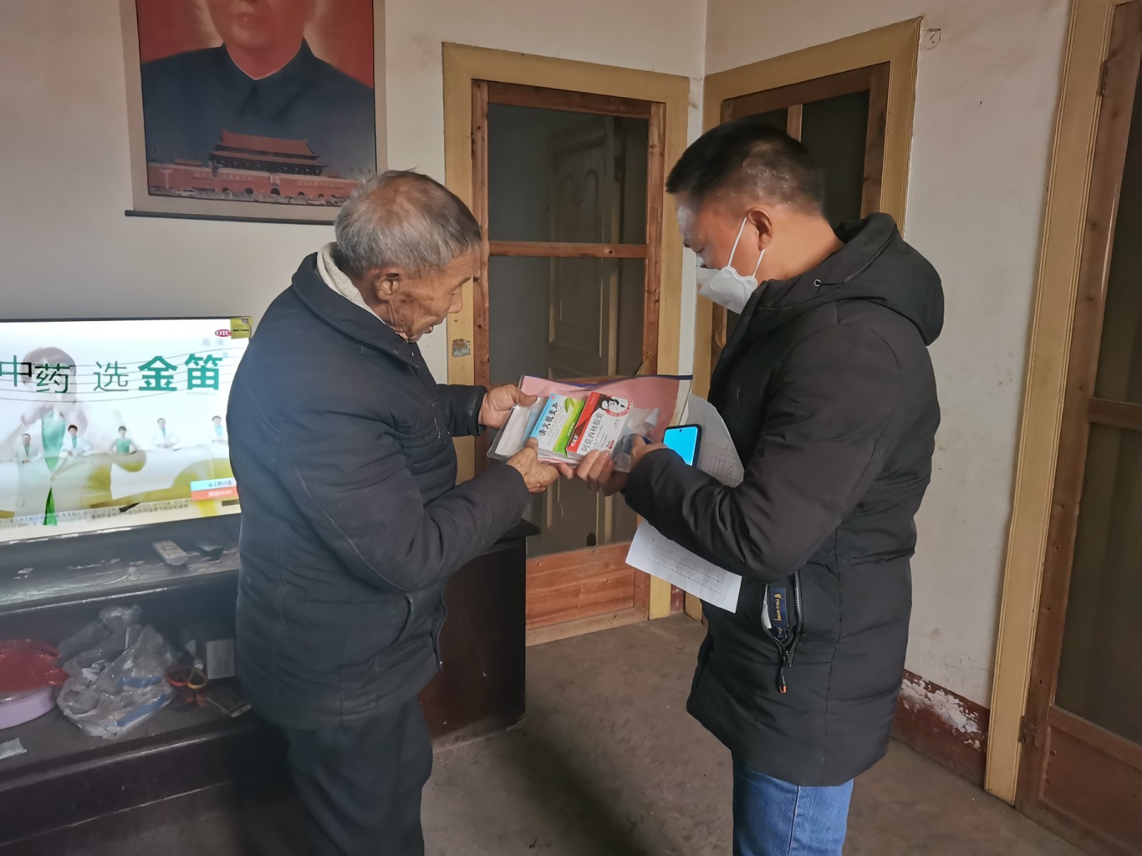 桃林寺镇防疫爱心包，搭起村（居）民代表服务群众的“连心桥”