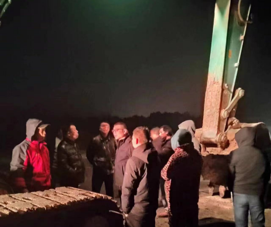 古培镇：查获一起非法盗采高岭土行为