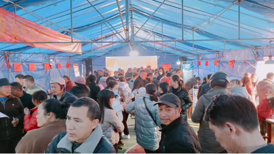 古培镇：家门口的招聘会   助家门口就业