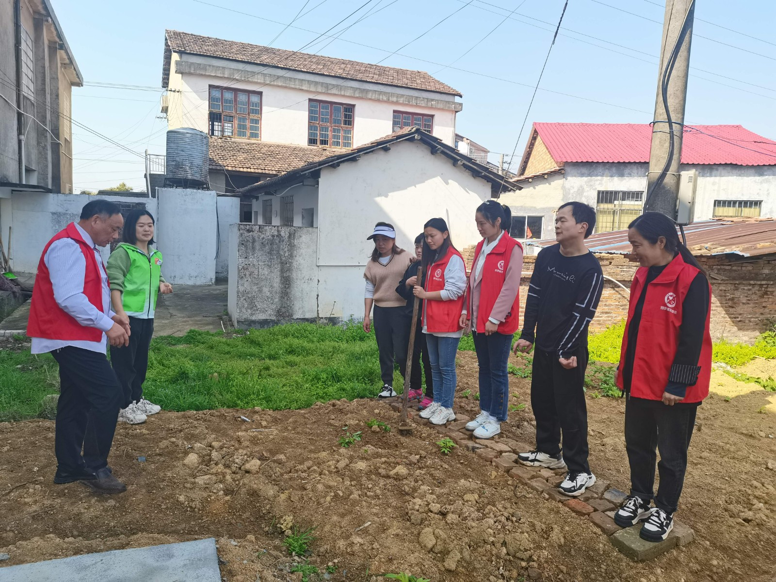 汨罗镇汴塘村：助残连心 共享阳光