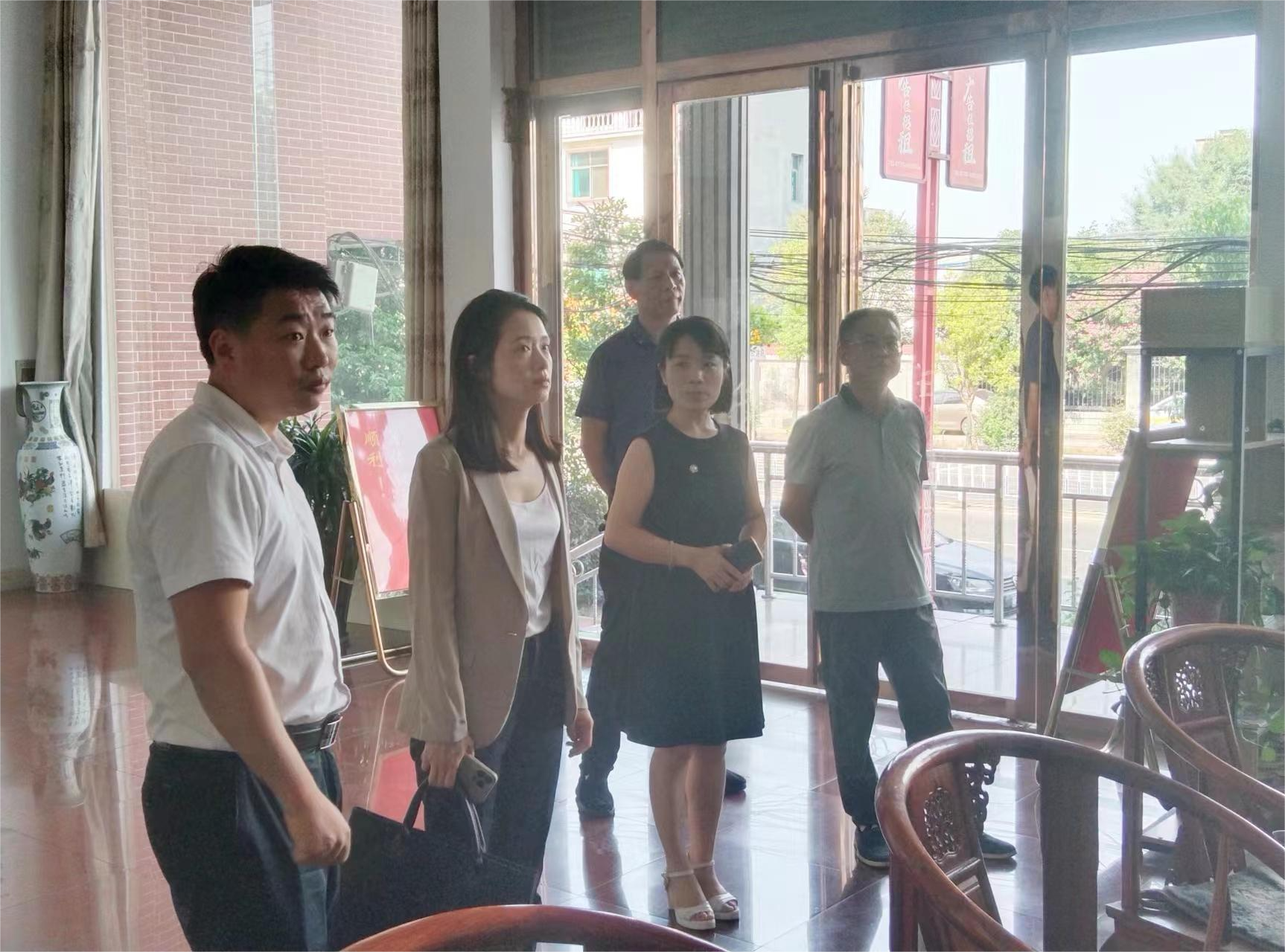 李铮入企走访调研科技创新工作