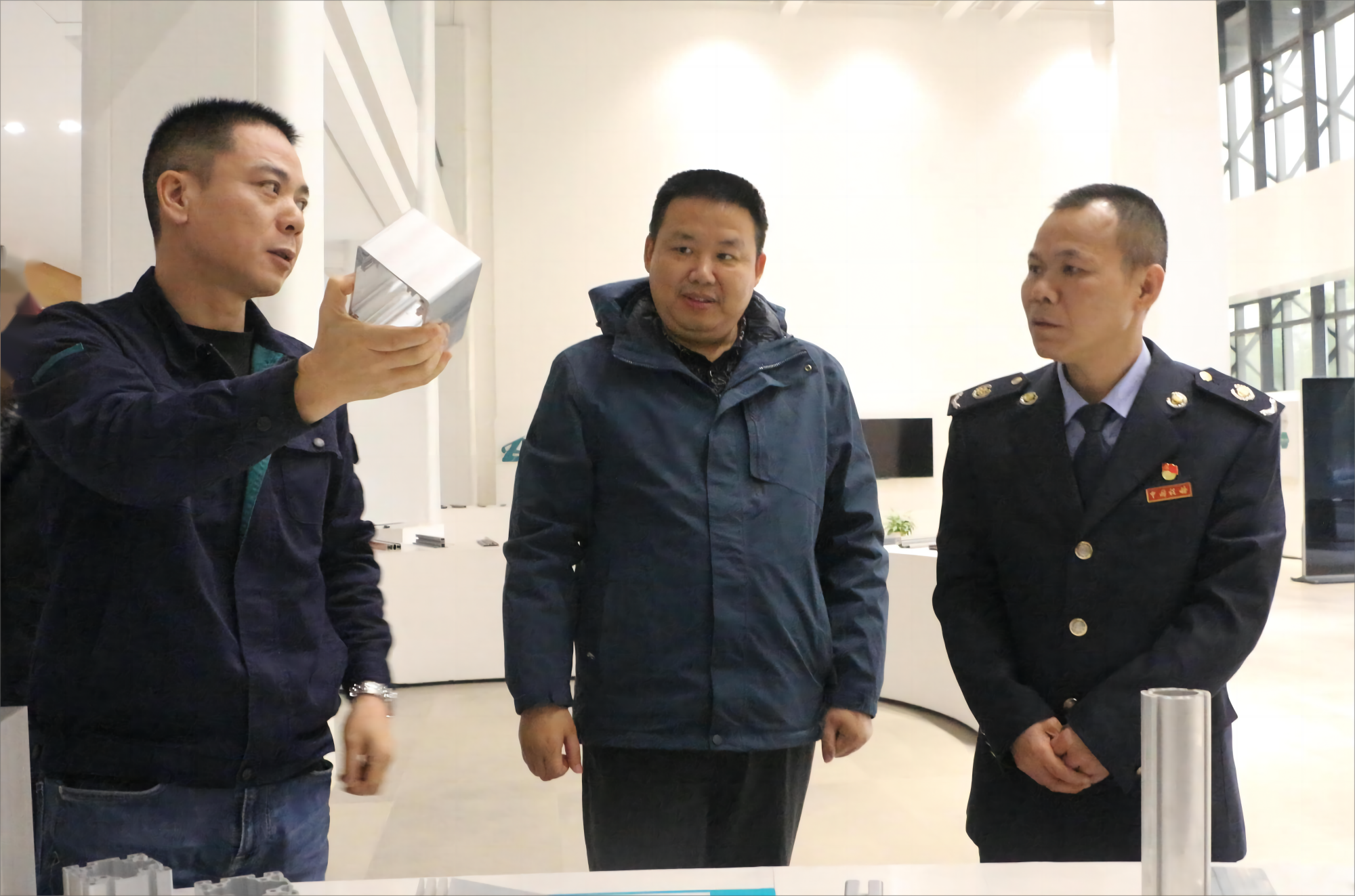 办实事 建新功 | 汨罗税务：一线问需进企业，税企“联线”促发展