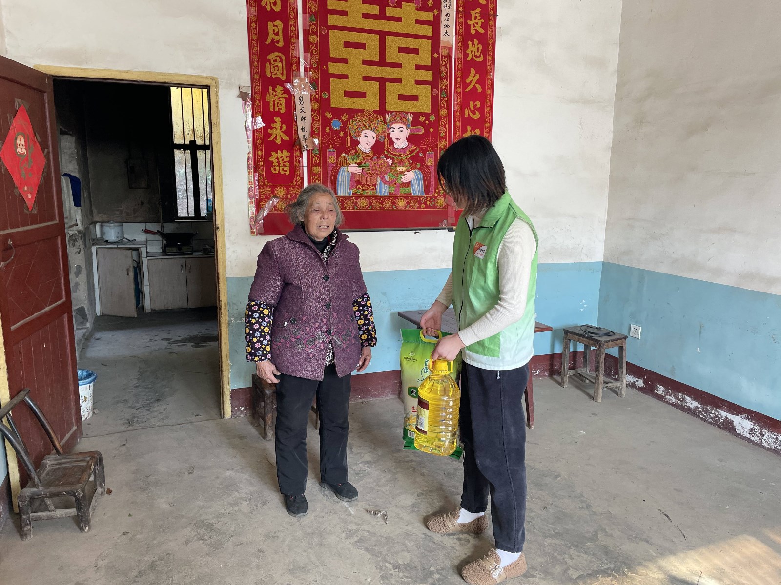 庆元旦送温暖 | “感谢你们一直惦记着我”！白水镇社工服务暖人心
