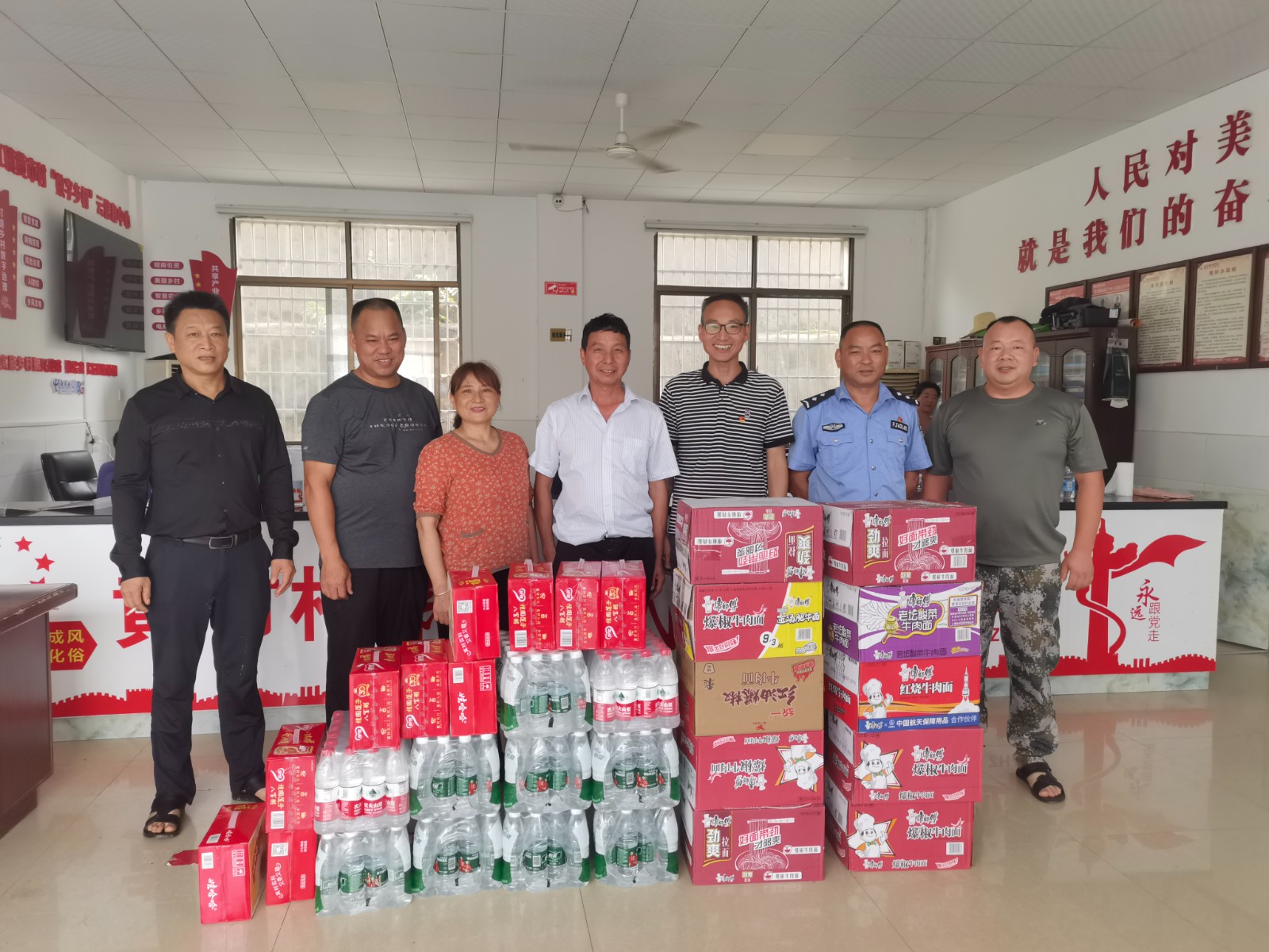 罗江镇：传递守望相助的温暖与力量