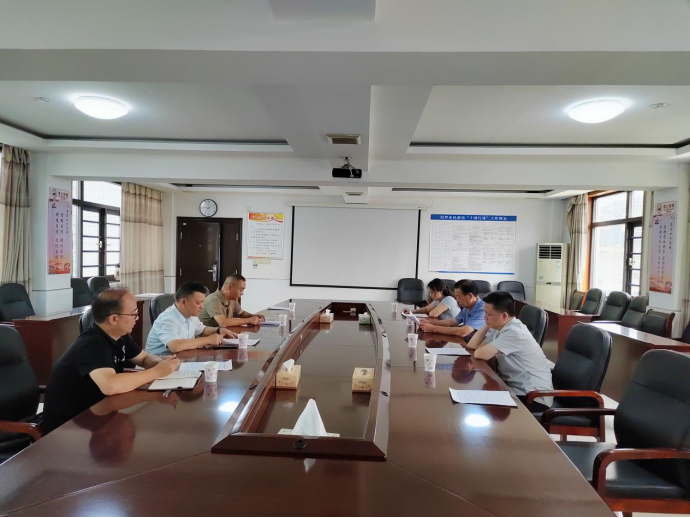 岳阳市慈善总会会长陈志刚一行调研汨罗慈善工作