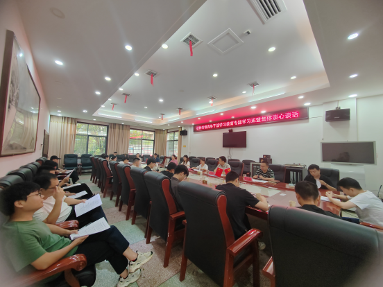 桃林寺镇开展年轻干部专题学习暨谈心谈话活动