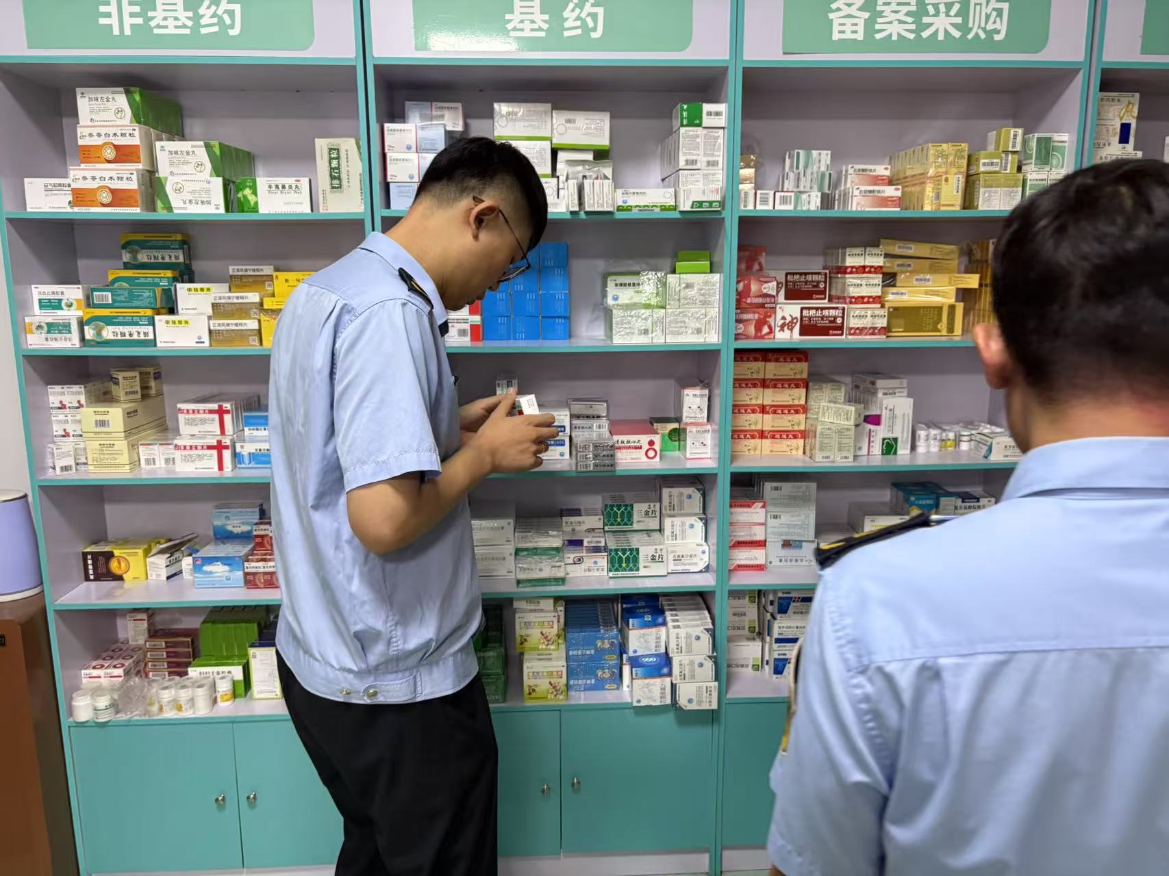 罗江镇开展精麻药品专项巡查行动