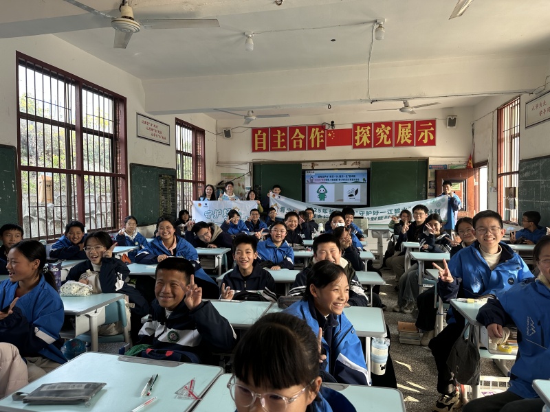 普及“雨污分流”，争当节水卫士！汨罗青年宣讲团走进长乐校园