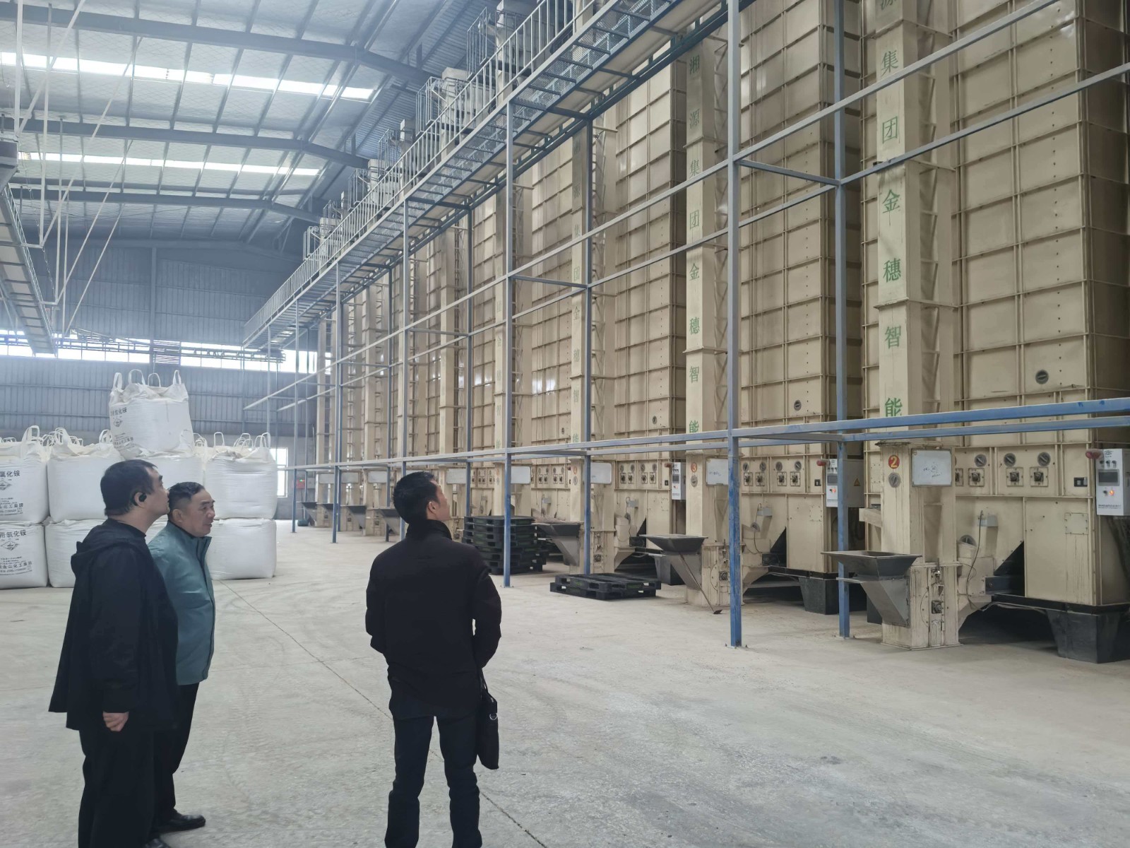 汨罗镇：农机“体检”护春耕 拧紧生产“安全阀”