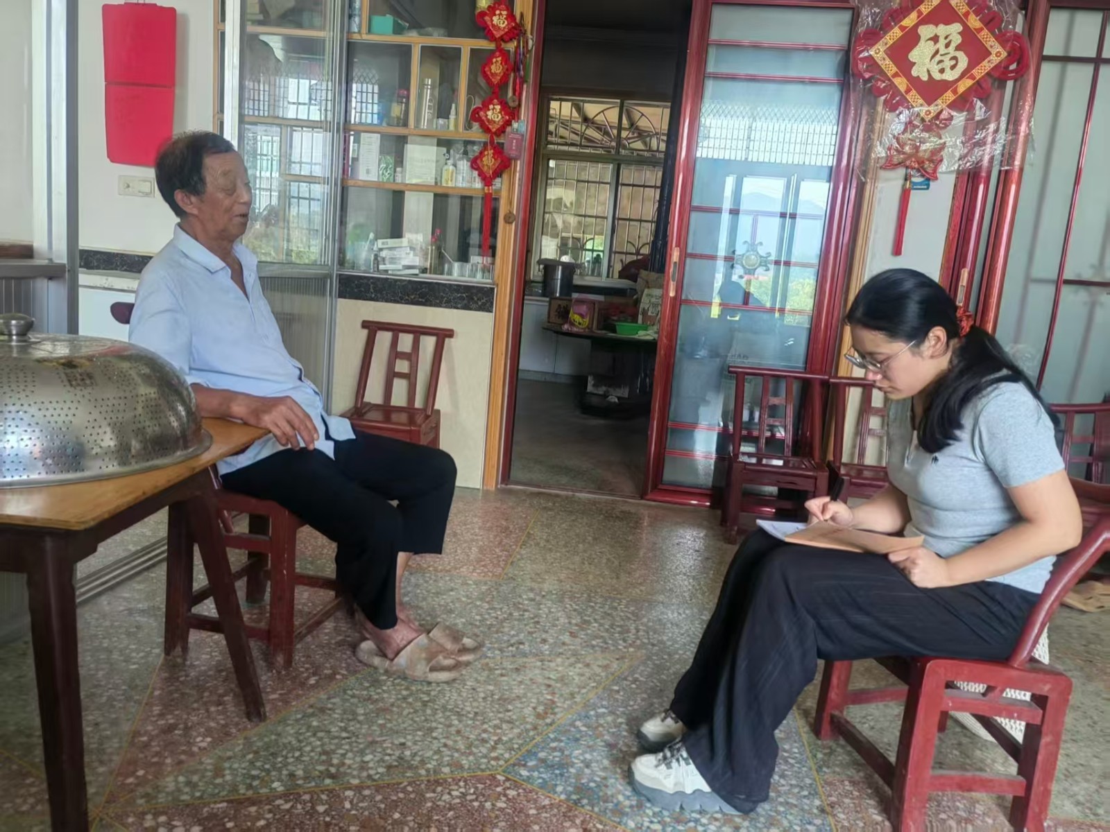 八旬老党员带头不办寿宴，川山坪镇芭蕉村移风易俗蔚然成风